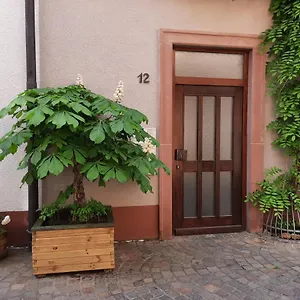  Apartment Alte Bahnhofstraße 12